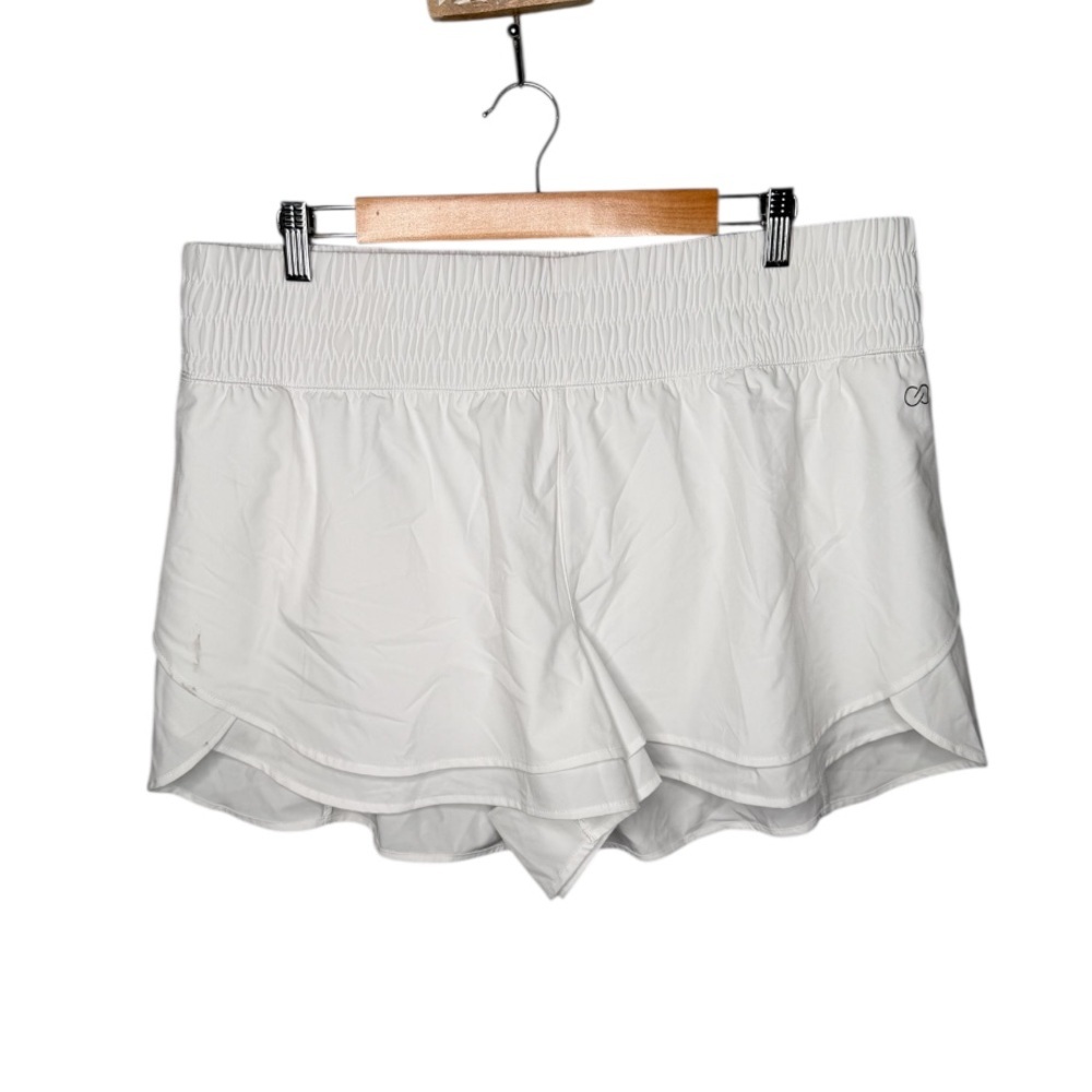 NWT CALIA Step Up High Rise Performance Short - Pure White - Picture 2 of 9